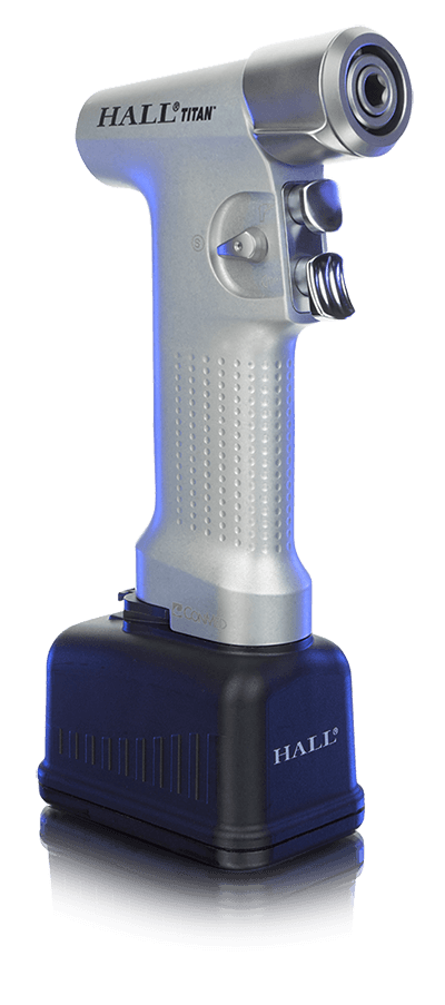 Dispositivo portátil con sistema de instrumentos accionado Hall Titan, en ángulo hacia la izquierda, que muestra el punto de inserción de la cuchilla.